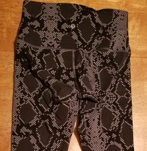 Lululemon leggings